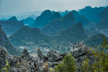 世界足坛最伟大的五位球员分别是谁？