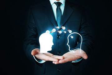 你认为羽毛球技术很强的男单选手都有谁？