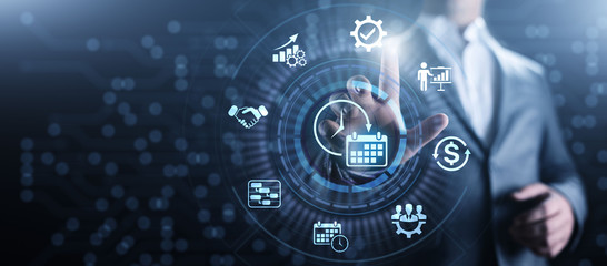 全球踢足球最厉害的是谁